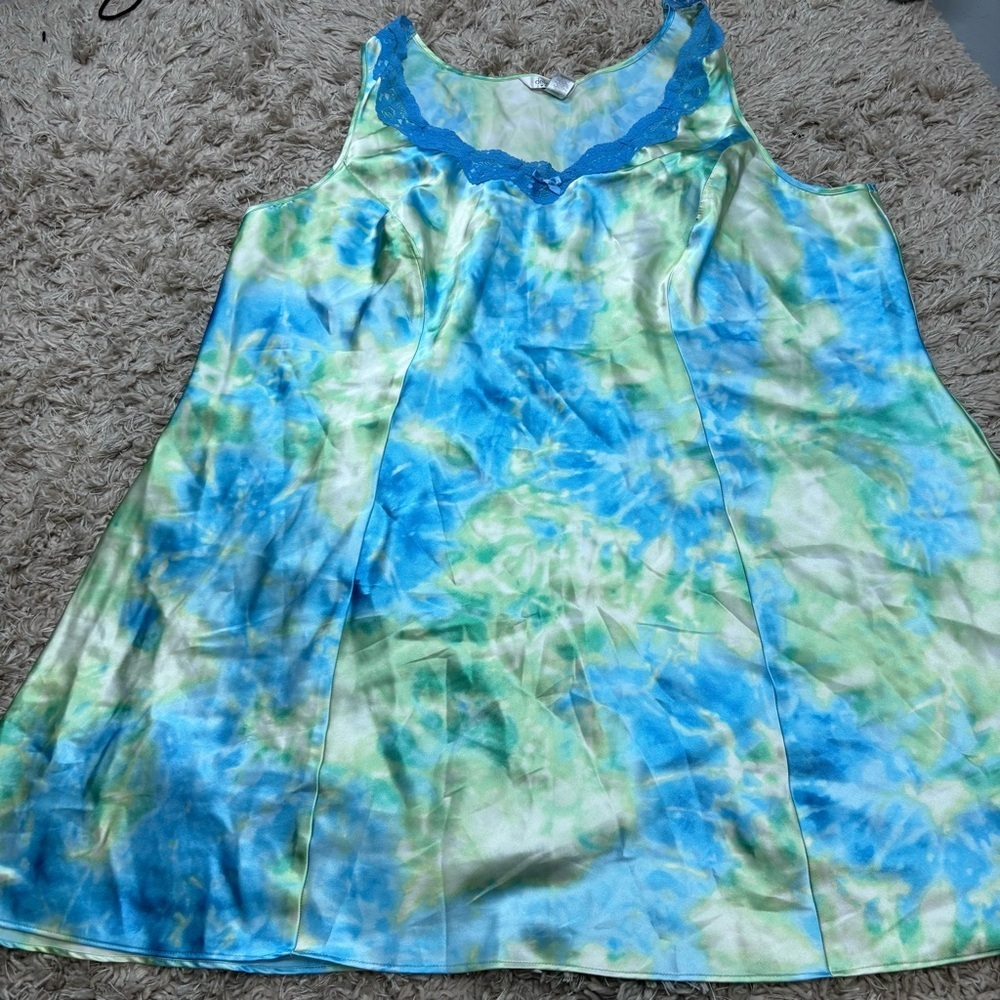 VINTAGE DELICATES WOMAN PASTEL GREEN AND BLUE TIE-DYE SLEEVELESS NIGHTGOWN
